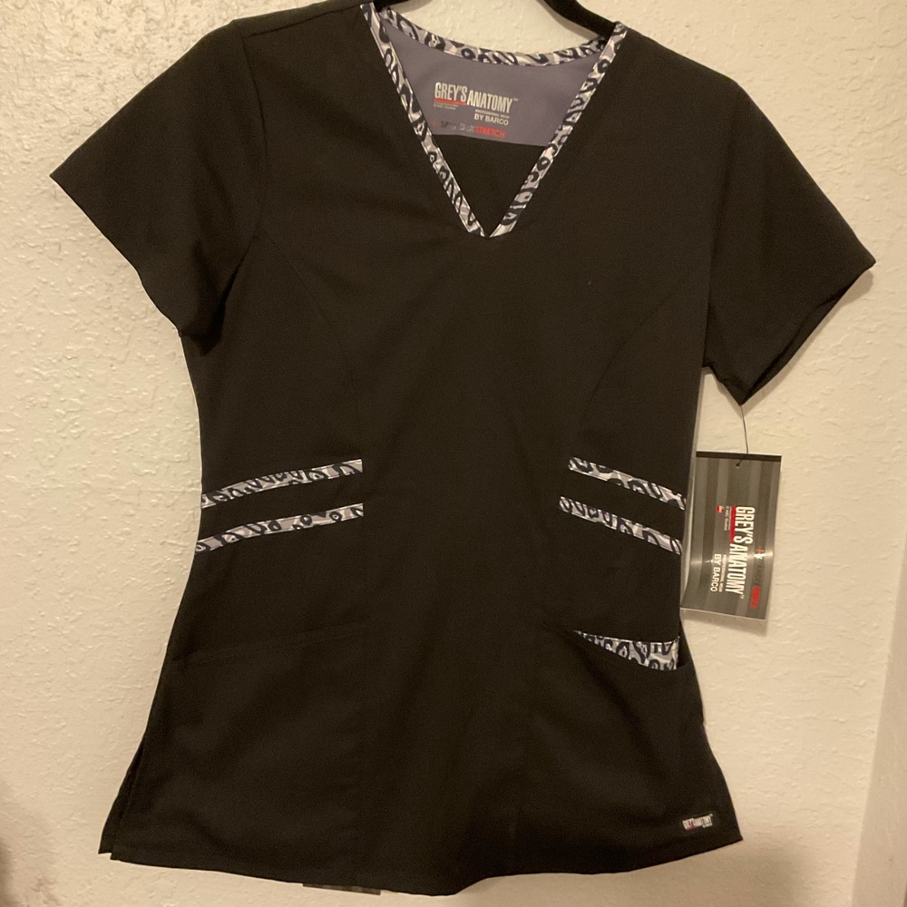 Brand new set of x small scrubs